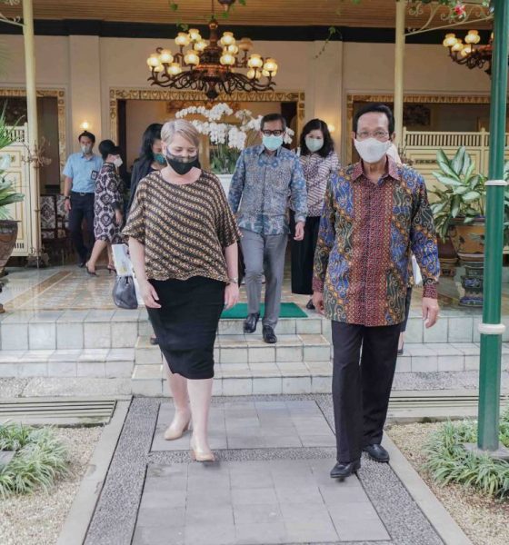 Sri Sultan Ingin Kembangkan Industri Fashion DIY